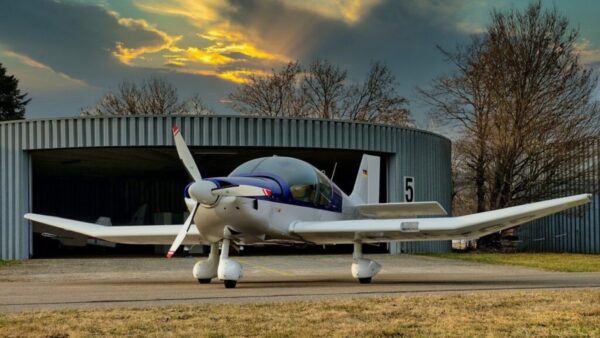 Tee Aircraft Hangar